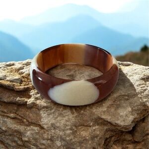 Vintage Elegant Brown and Cream Bangle Bracelet